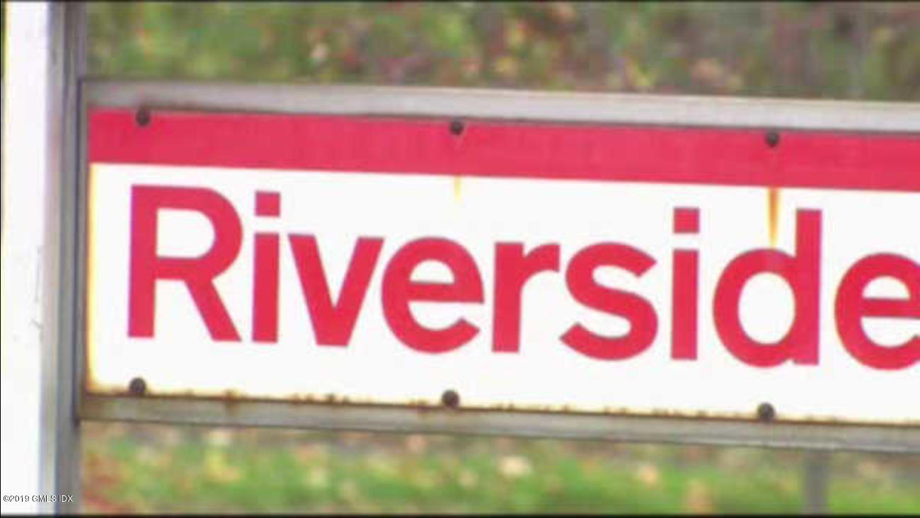 2 Winthrop Drive Riverside, CT 06878 - Photo 7 of 10 a signage