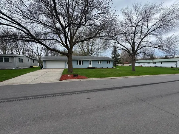 $234,999 | 330 8th Street East, Hector, MN 55342
