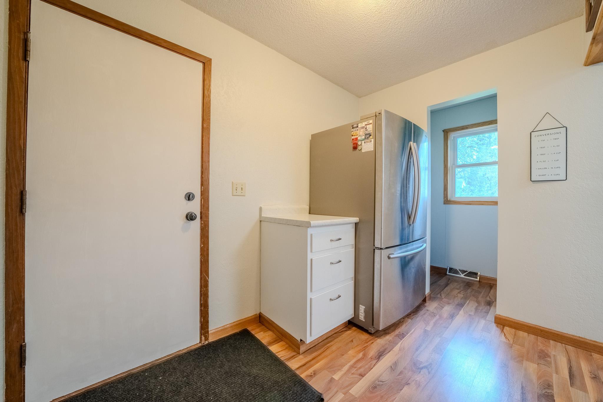 330 8th Street East Hector, MN 55342 - Photo 7 of 25