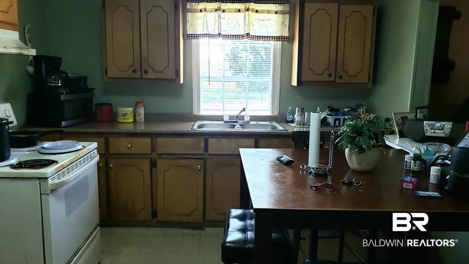921 Daphne Road Bay Minette, AL 36507 - Photo 4 of 8