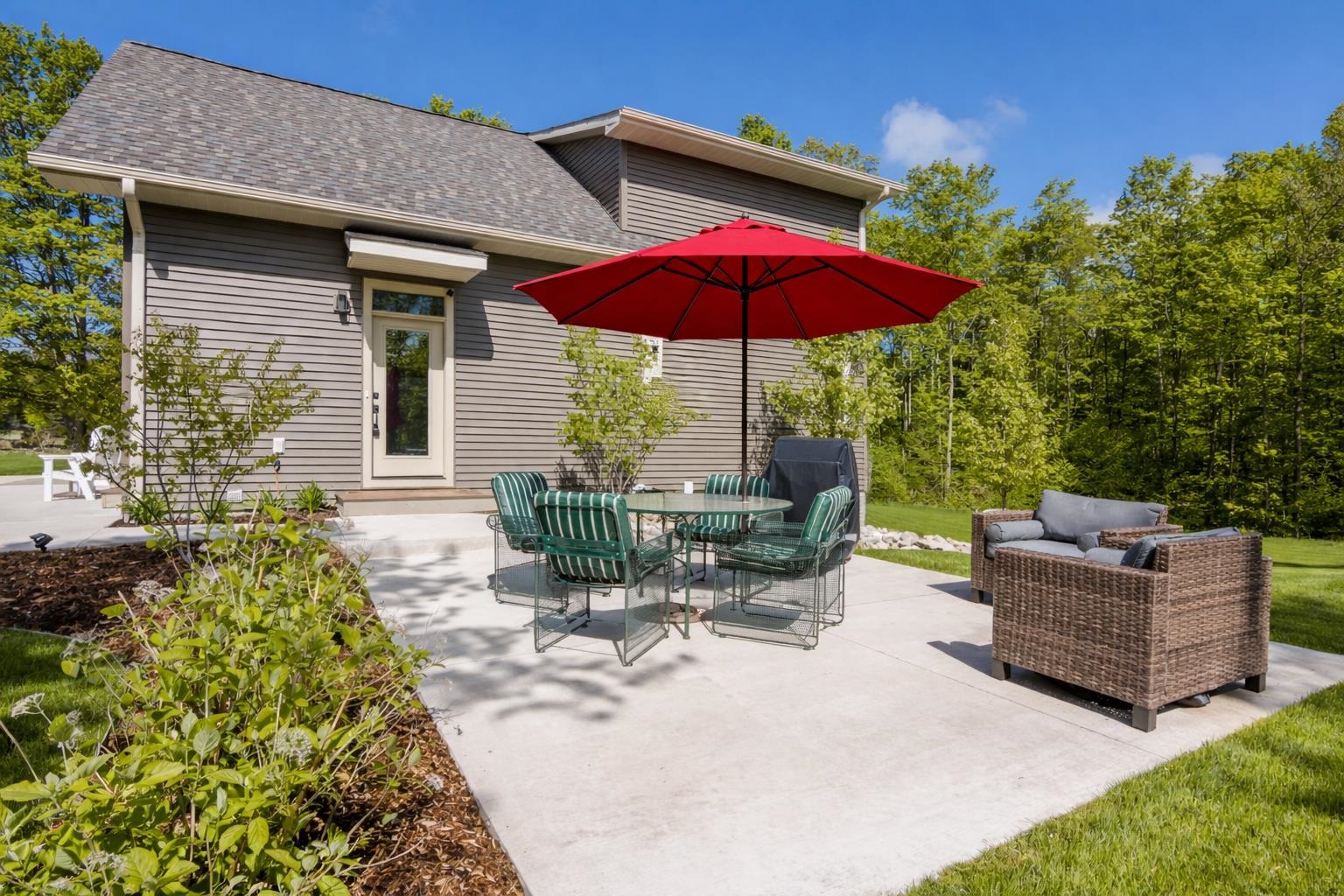 2013 East Kasson Road Cedar, MI 49621 - Photo 6 of 30