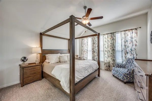 $2,850 | 4533 Hemingway Avenue, Aubrey, TX 76227