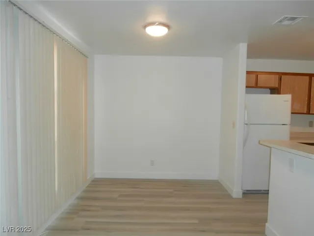 $1,300 | 2980 Juniper Hills Boulevard, Unit 103, Las Vegas, NV 89142