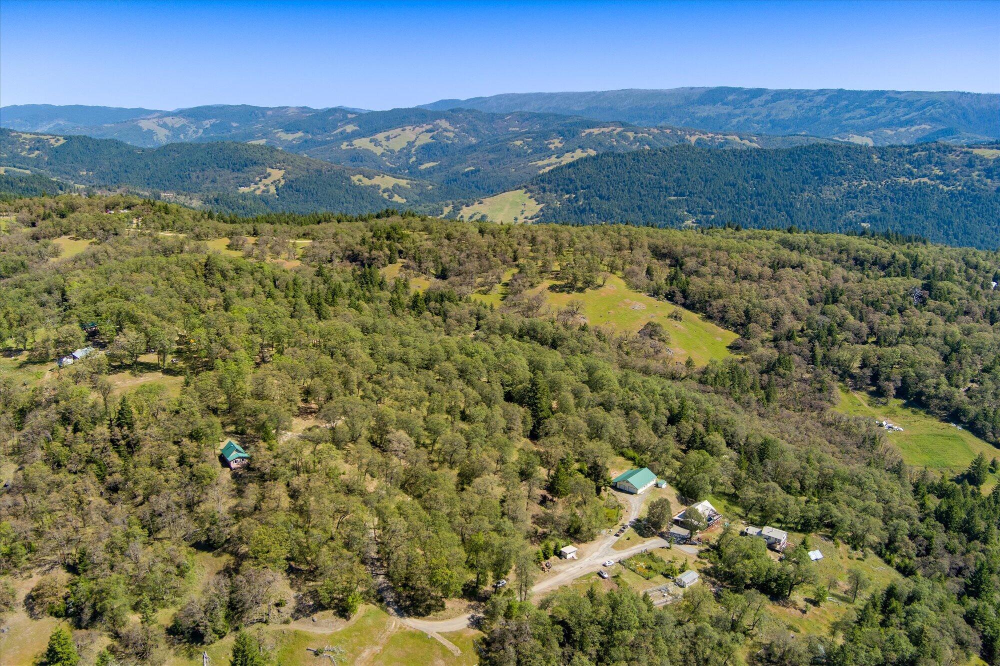 101 Gasline Road Bridgeville, CA 95526 - Photo 21 of 51