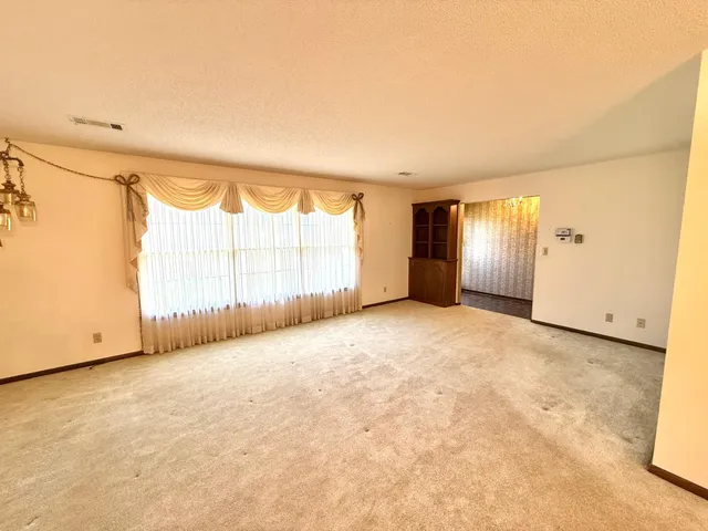 $279,500 | 301 Birch Street, Lucan, MN 56255