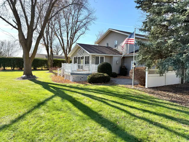 $279,500 | 301 Birch Street, Lucan, MN 56255