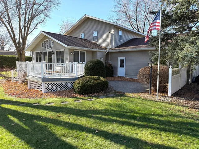 $279,500 | 301 Birch Street, Lucan, MN 56255