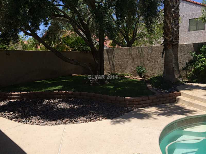 27 Reyburn Drive Henderson, NV 89074 - Photo 4 of 21 Property Photo.