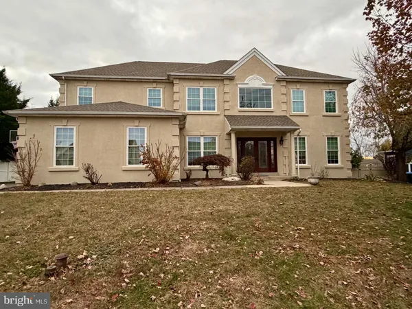 $799,900 | 125 Summer Hill Drive, Gilbertsville, PA 19525