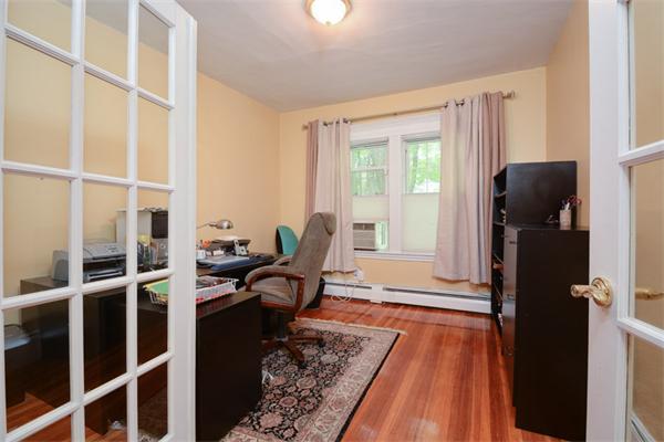138 Middlesex Road, Unit 1 Newton, MA 02467 - Photo 15 of 20
