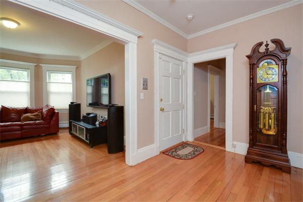 138 Middlesex Road, Unit 1 Newton, MA 02467 - Photo 5 of 20