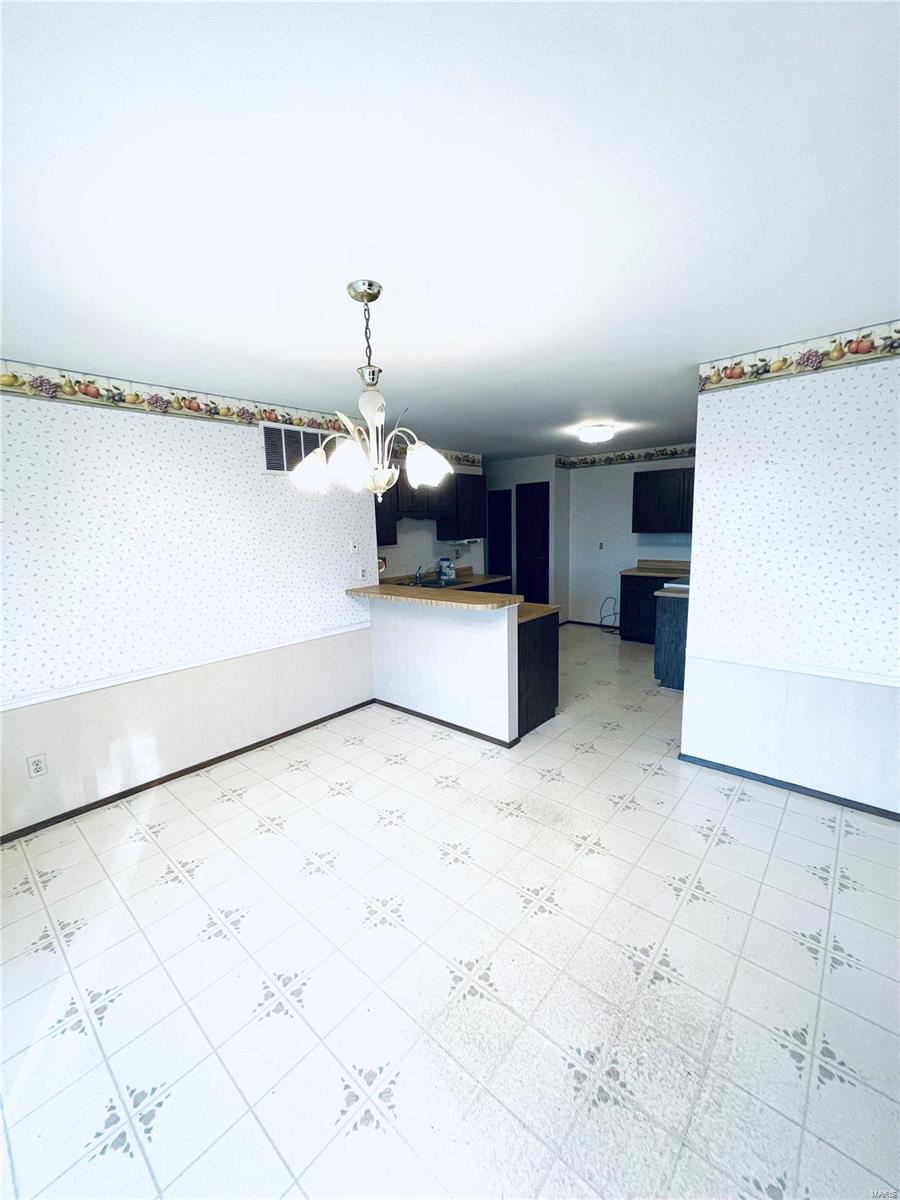 4112 Buckley Ridge Court St. Louis, MO 63125 - Photo 14 of 63 Gallery Image 14