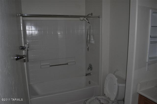 5726 West Desert Portal Road Tucson, AZ 85735 - Photo 20 of 25