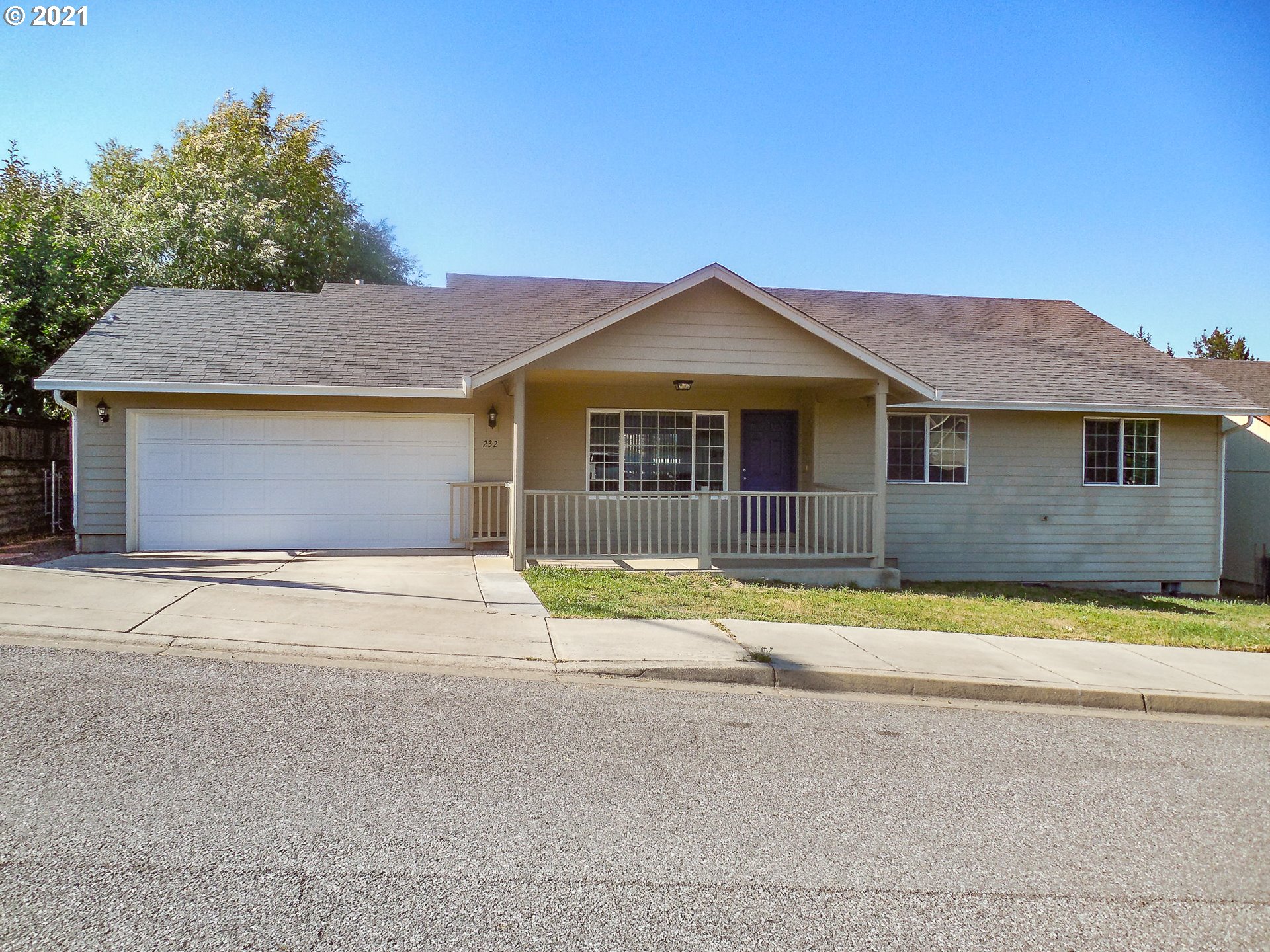 232 Northeast Rose Ridge Drive Winston, OR 97496 - Photo 1 of 29 Gallery Image 1