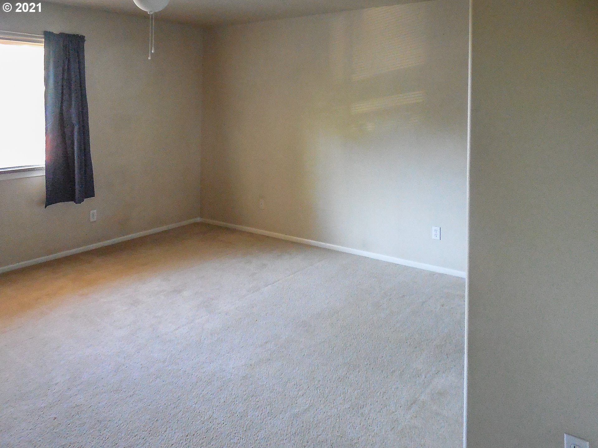232 Northeast Rose Ridge Drive Winston, OR 97496 - Photo 11 of 29 Gallery Image 11