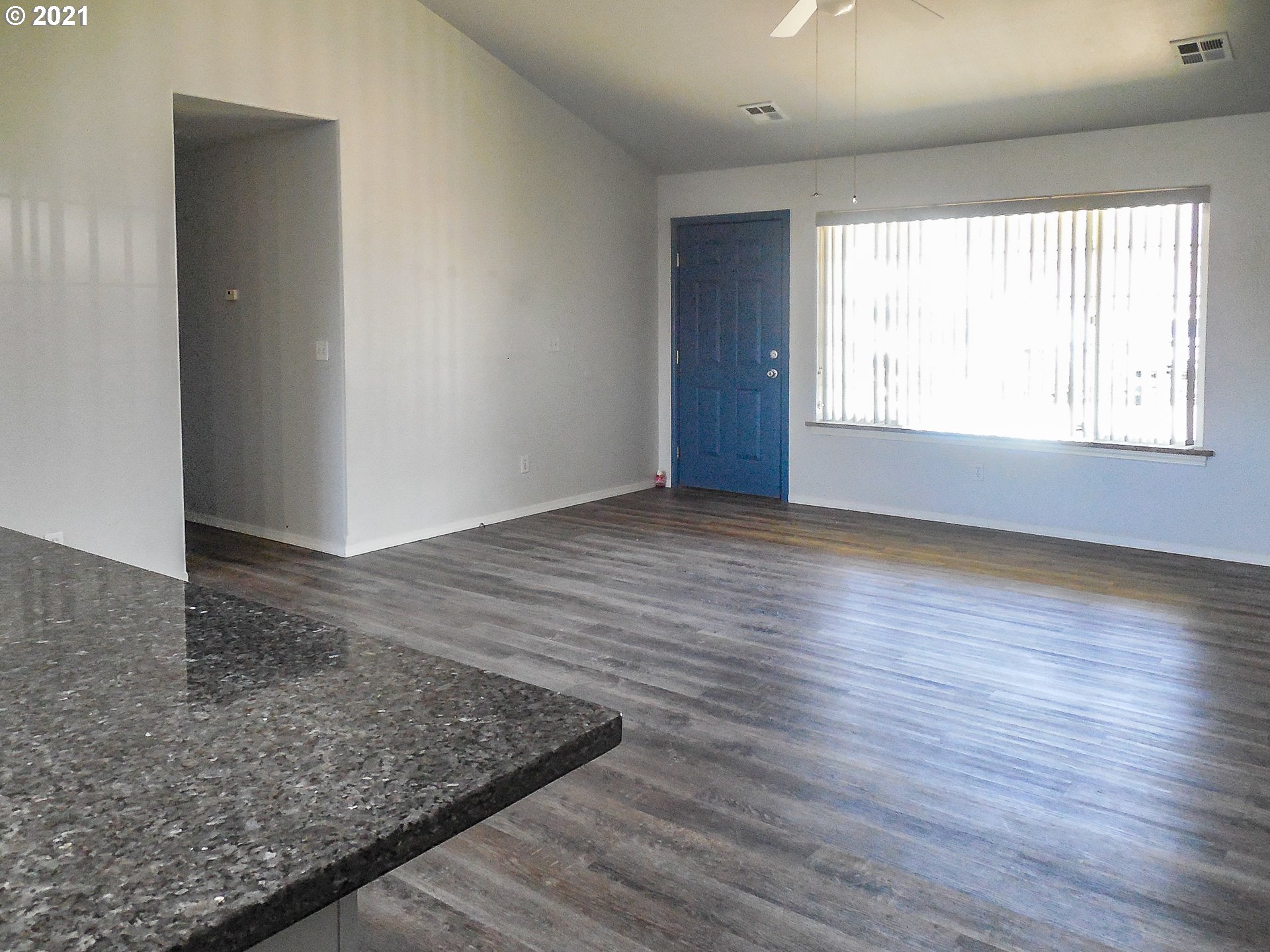 232 Northeast Rose Ridge Drive Winston, OR 97496 - Photo 7 of 29 Gallery Image 7