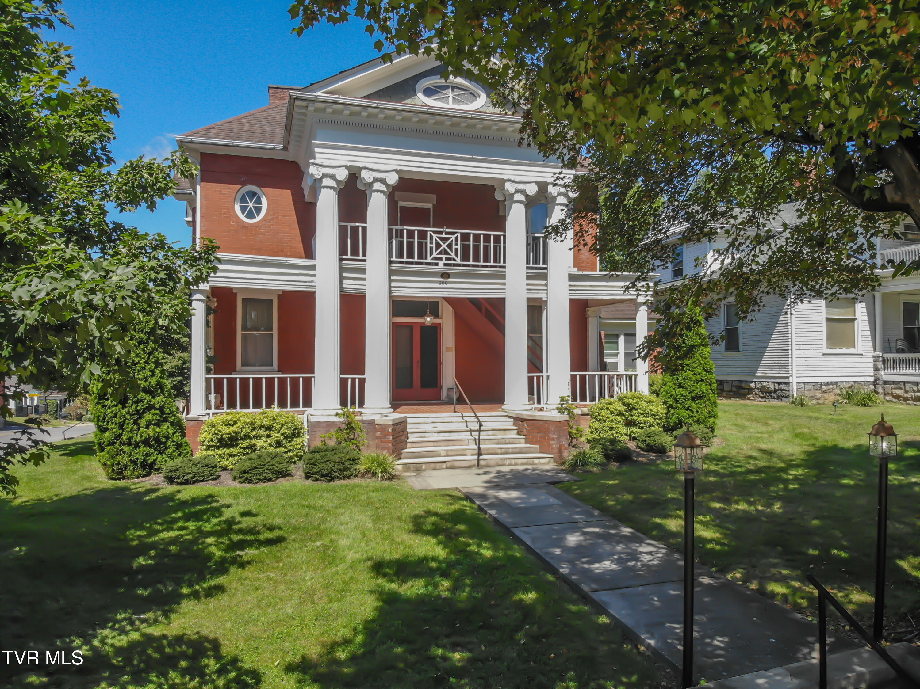 200 Solar Street Bristol, VA 24201 - Photo 6 of 87 Shelby Manor-6