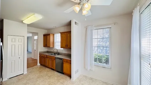 $319,000 | 1535 Reserve Lane, DeKalb, IL 60115