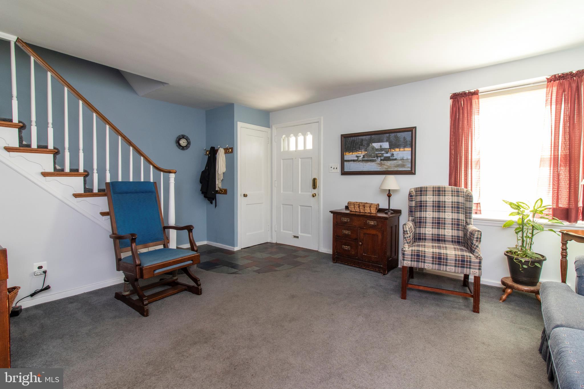 496 Maplewood Road Springfield, PA 19064 - Photo 4 of 35 ~Living Room before carpets ripped up