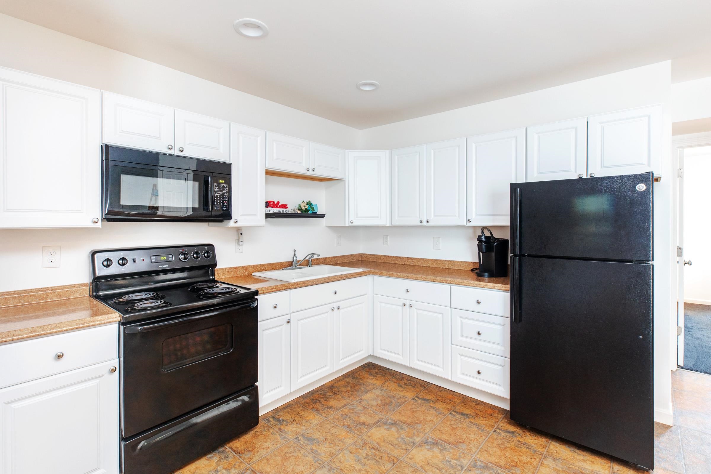 3 Perkins Avenue, Unit 2 Hampton, NH 03842 - Photo 11 of 22