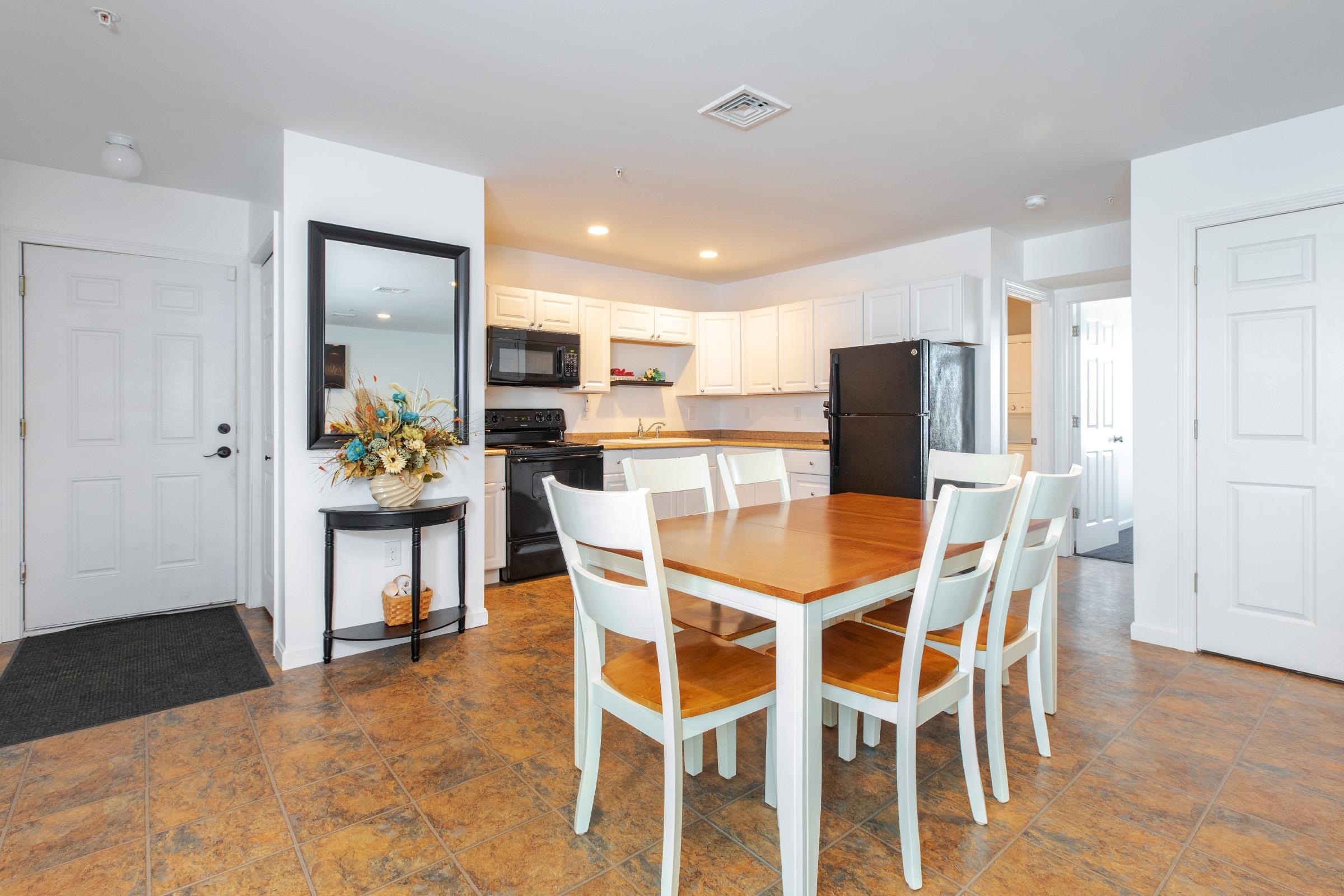 3 Perkins Avenue, Unit 2 Hampton, NH 03842 - Photo 10 of 22