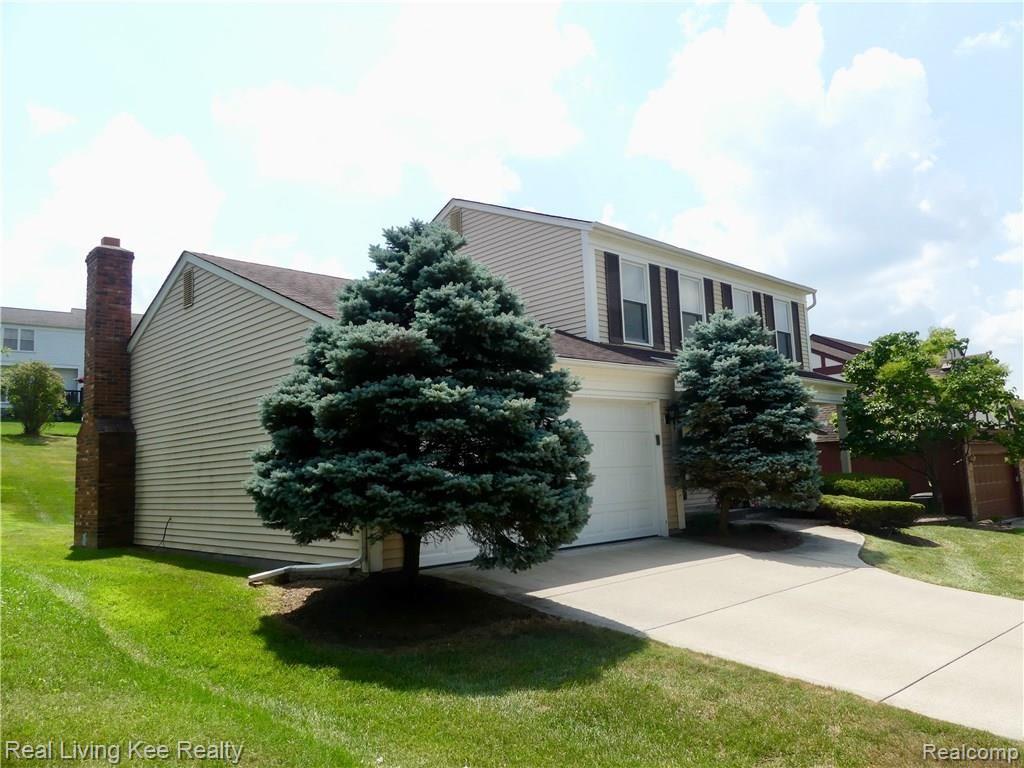 342 Whitney Drive Rochester Hills, MI 48307 - Photo 3 of 28