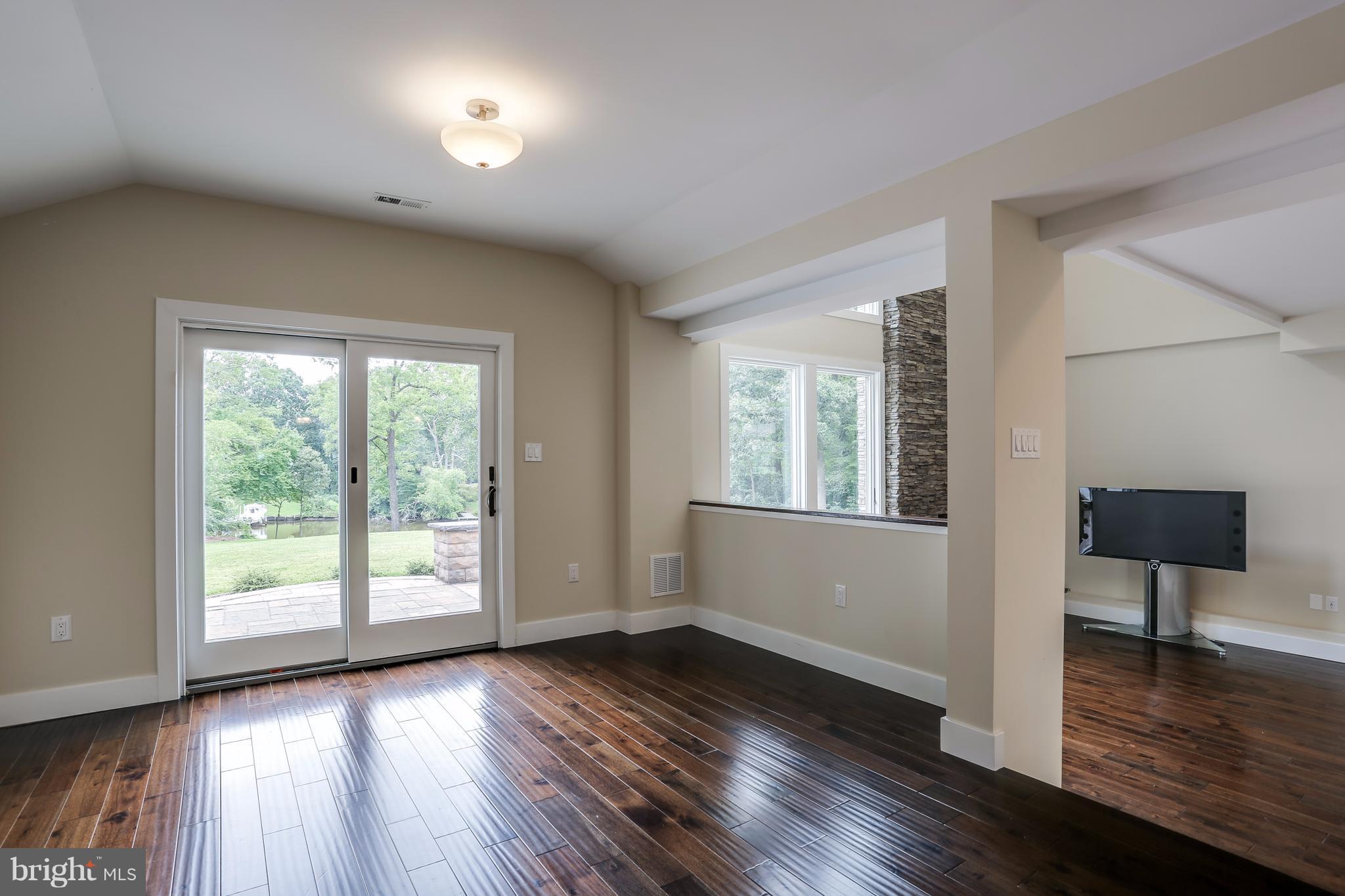 60 George Road Pasadena, MD 21122 - Photo 13 of 30 Family Room