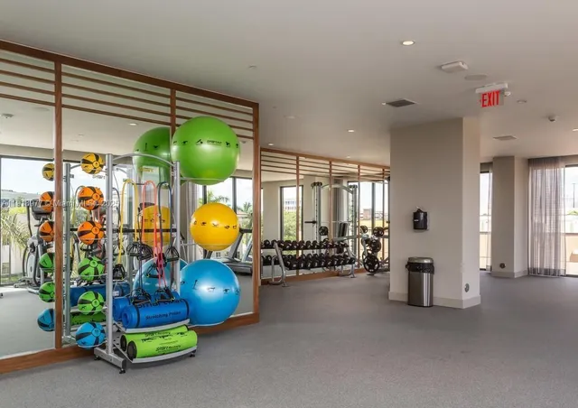 a close up view of a washer and dryer