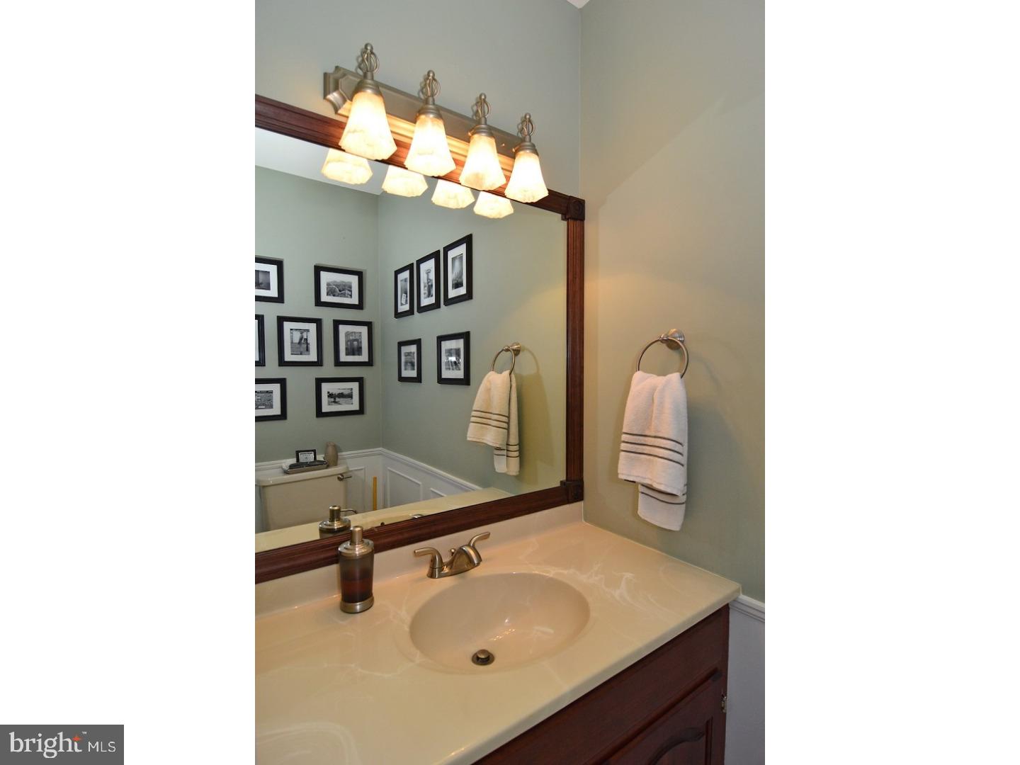 12 Illinois Avenue Reading, PA 19608 - Photo 13 of 25