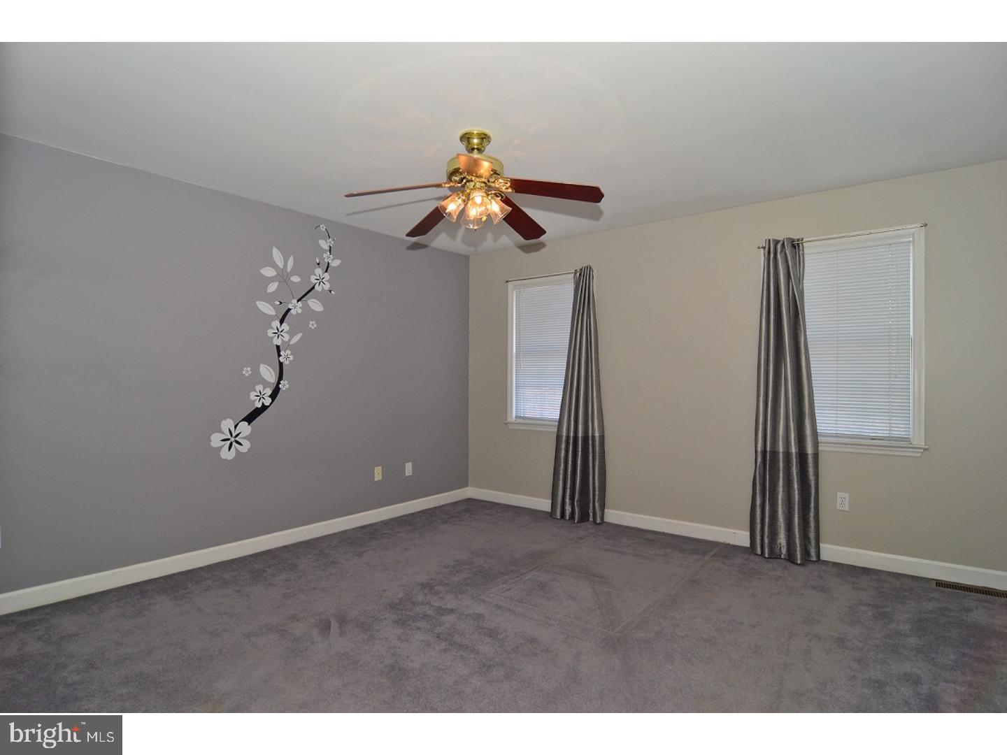 12 Illinois Avenue Reading, PA 19608 - Photo 20 of 25