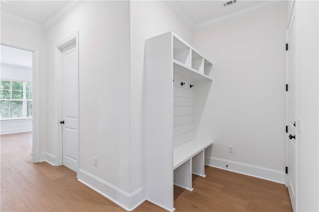 168 Old Wharf Road Brunswick, GA 31523 - Photo 12 of 41 mudroom at garage entrance