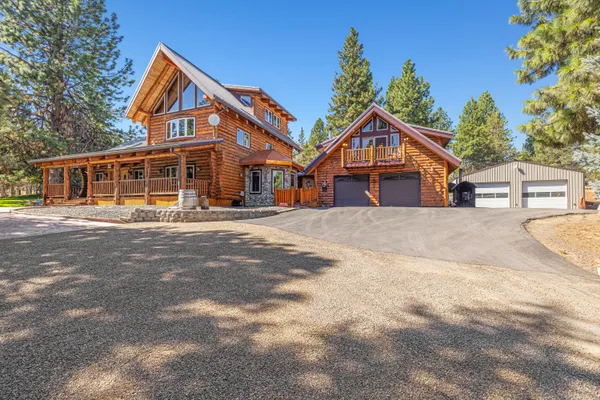 $1,300,000 | 13500 Lava Lane, Klamath Falls, OR 97603