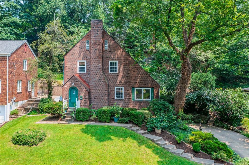 253 Cascade Road Pittsburgh, PA 15221 - Photo 1 of 25 Gallery Image 1