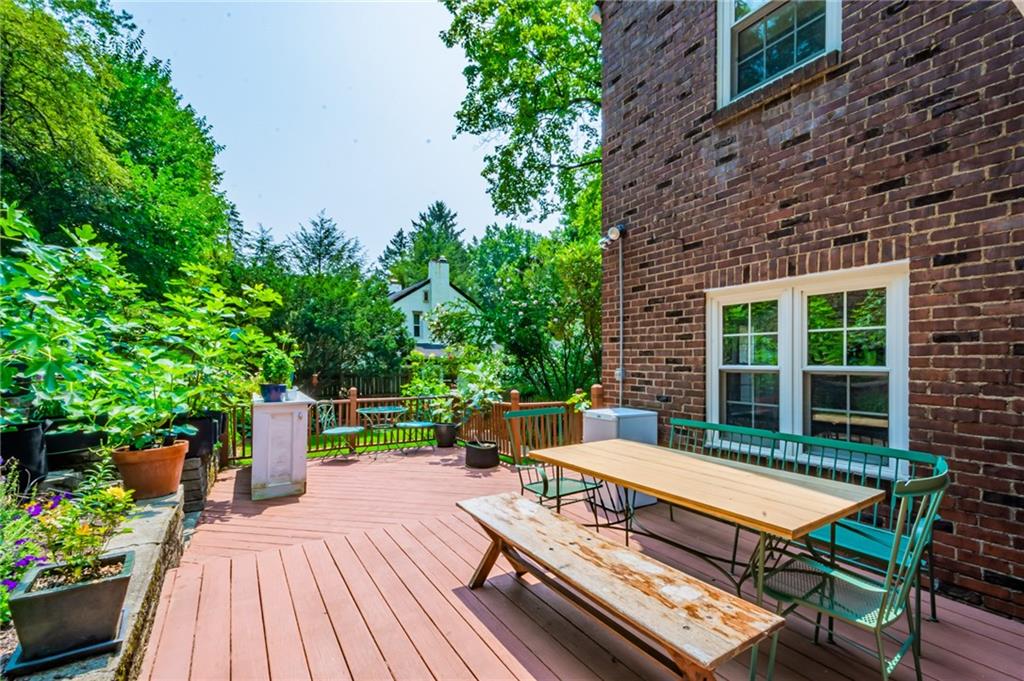 253 Cascade Road Pittsburgh, PA 15221 - Photo 18 of 25 Gallery Image 18