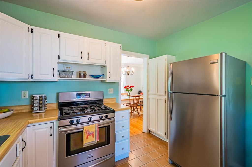 253 Cascade Road Pittsburgh, PA 15221 - Photo 8 of 25 Gallery Image 8