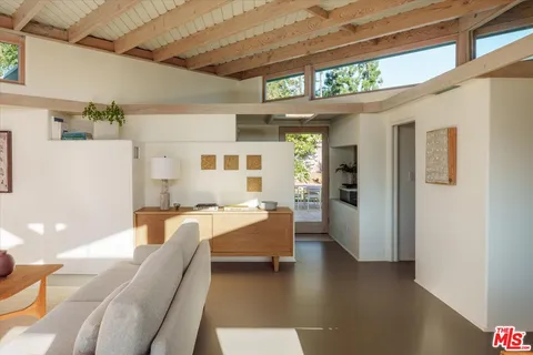 $1,995,000 | 2083 Hanscom Drive, South Pasadena, CA 91030