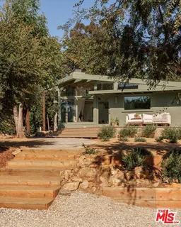 $1,995,000 | 2083 Hanscom Drive, South Pasadena, CA 91030