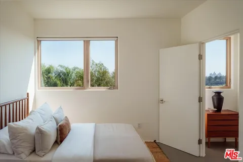 $1,995,000 | 2083 Hanscom Drive, South Pasadena, CA 91030