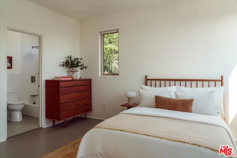 $1,995,000 | 2083 Hanscom Drive, South Pasadena, CA 91030