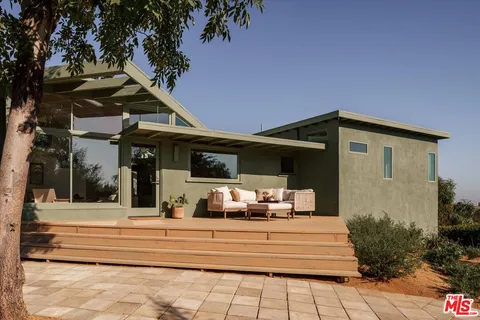 $1,995,000 | 2083 Hanscom Drive, South Pasadena, CA 91030