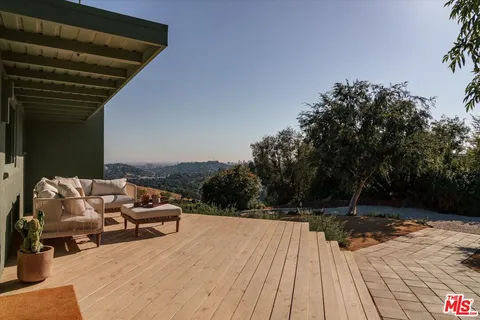 $1,995,000 | 2083 Hanscom Drive, South Pasadena, CA 91030