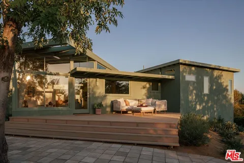 $1,995,000 | 2083 Hanscom Drive, South Pasadena, CA 91030