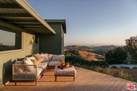$1,995,000 | 2083 Hanscom Drive, South Pasadena, CA 91030