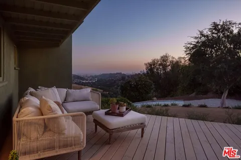 $1,995,000 | 2083 Hanscom Drive, South Pasadena, CA 91030