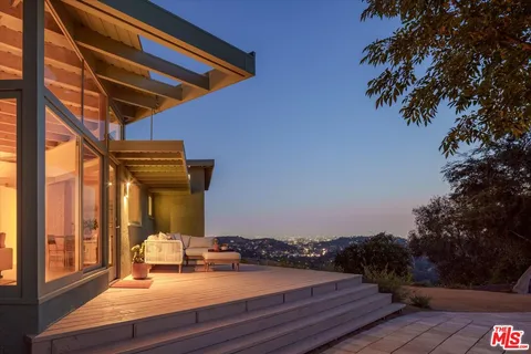 $1,995,000 | 2083 Hanscom Drive, South Pasadena, CA 91030