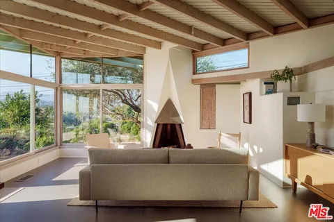 $1,995,000 | 2083 Hanscom Drive, South Pasadena, CA 91030