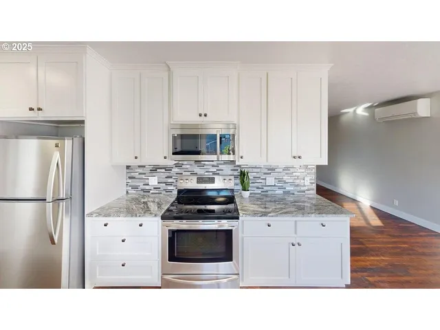 $499,000 | 425 Memory Lane, Brookings, OR 97415