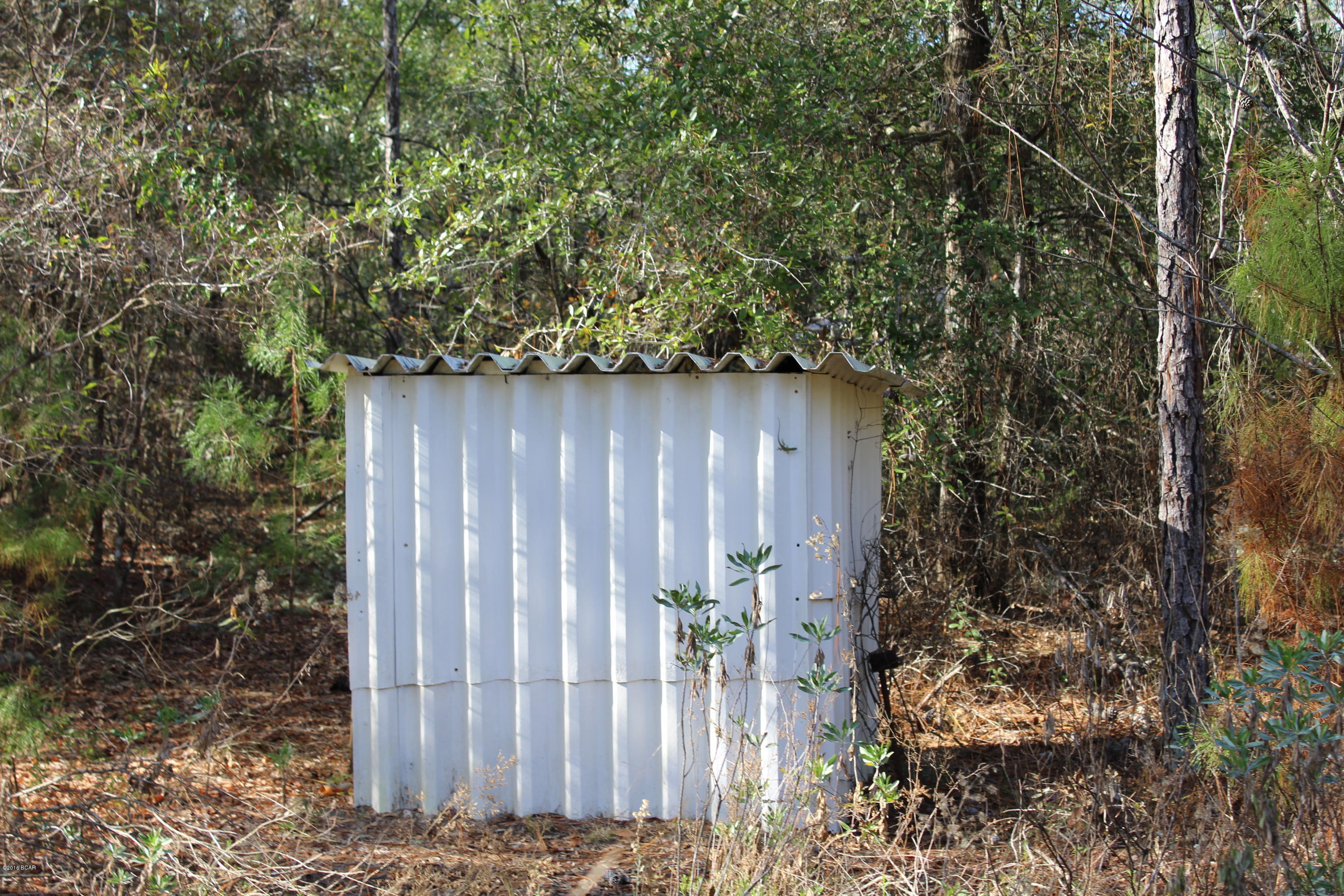 3521 Ebenezer Road Vernon, FL 32462 - Photo 17 of 28 Gallery Image 17