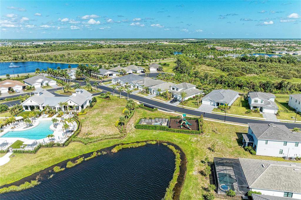 18530 Midsummer Place Venice, FL 34293 - Photo 63 of 100 Gallery Image 63