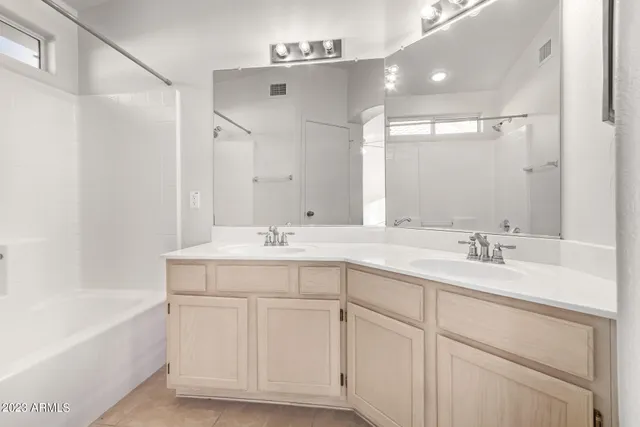 $440,000 | 1310 East Angela Drive, Phoenix, AZ 85022